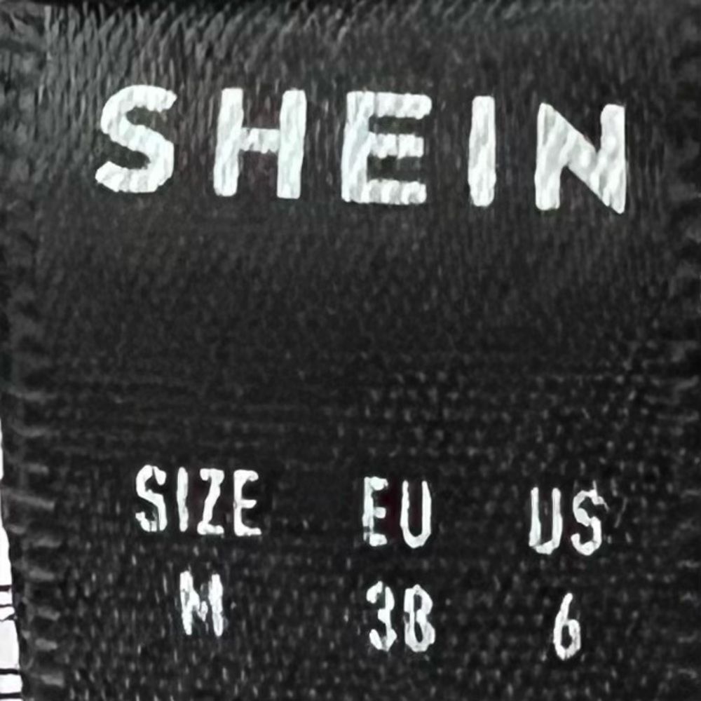 Shein Flannel Quilted Plaid Puffer Cropped  Women's Shacket Jacket Coat Size M - Picture 15 of 16